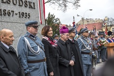 Wieniec od Politechniki Rzeszowskiej z okazji 101. rocznicy odzyskania przez Polskę niepodległości